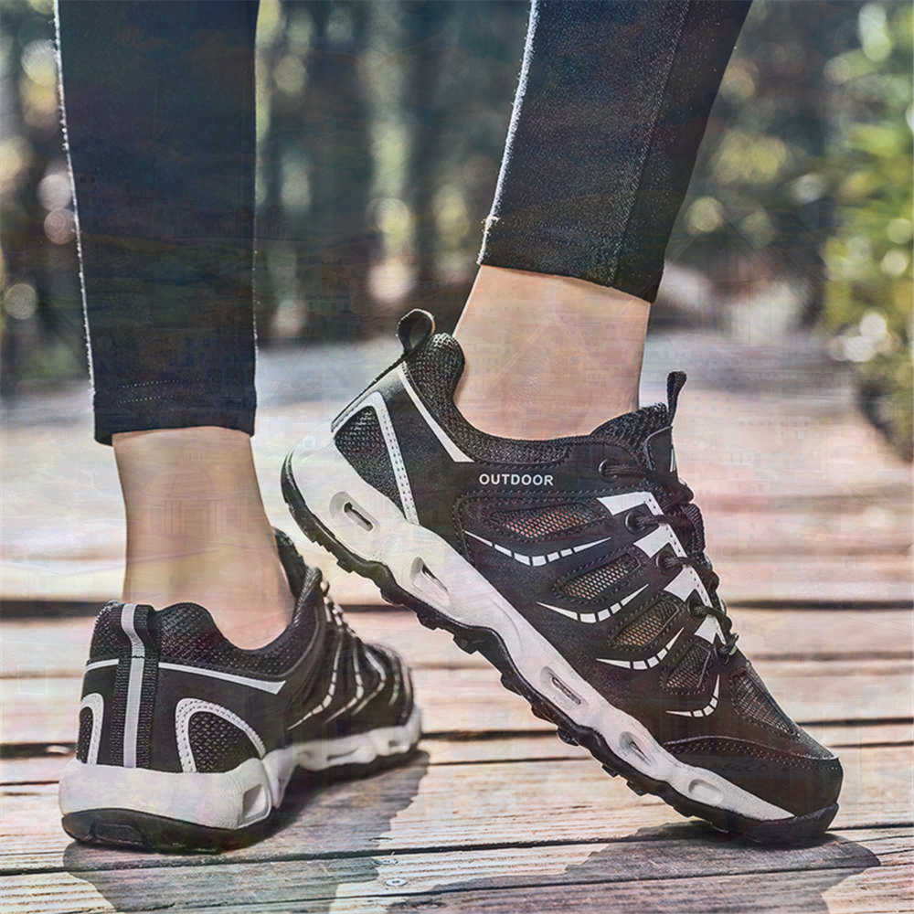 Sumer Round Tip Silver Sneaker - Home Gym Practice のレビューと価格