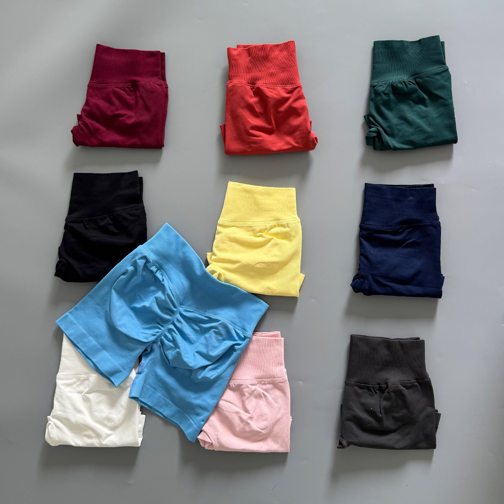 SWEAT UNDFYNE Seamless Scrunch - Home Gym With Leg Press のレビューと価格